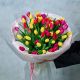 Букет из 55 тюльпанов